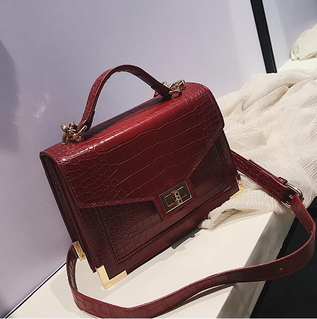 Retro Fashion Female Square bag  Quality PU Leather Women bag Crocodile pattern Tote bag Lock Shoulder Messenger Bags